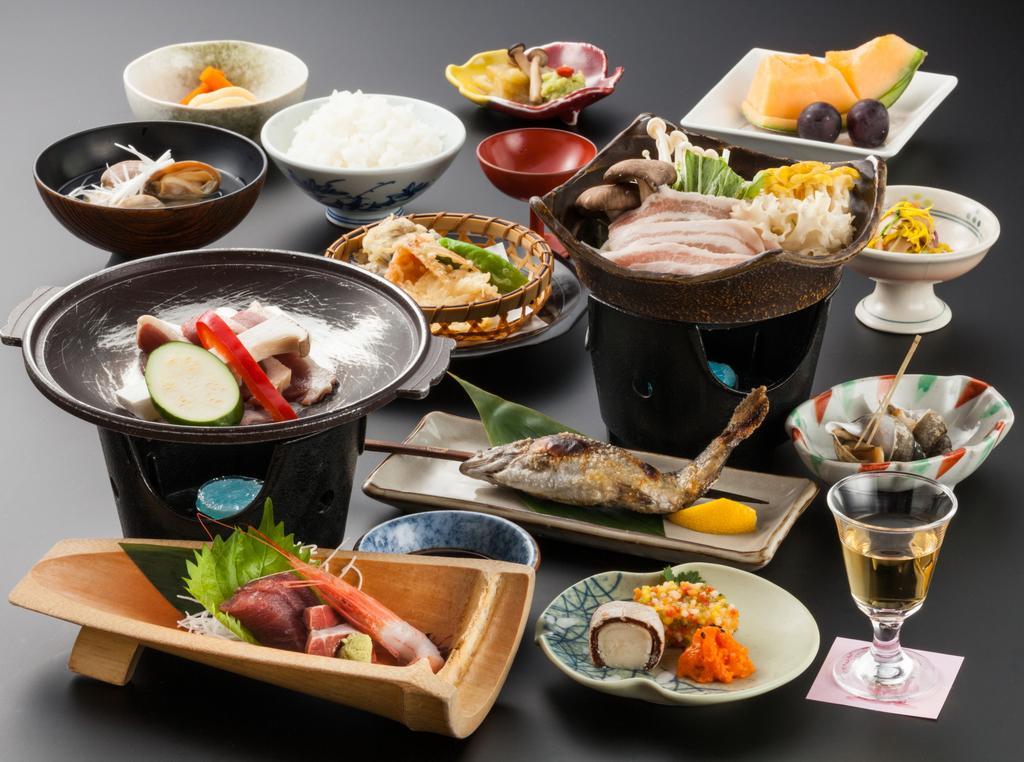 Hotel Mikunitoge Onsen Oyado Honjin Juzawa Exteriér fotografie